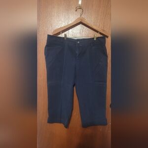 Eddie Bauer capri size 14